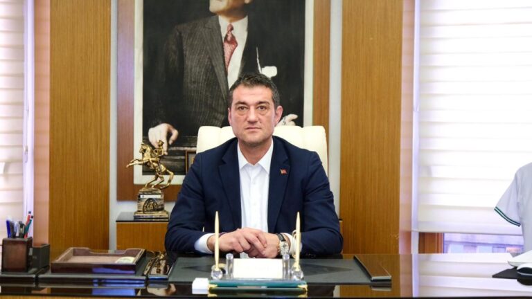 Fuat Köse: “İstiklâl Marşı Milletimizin Ruhunu Yansıtan Bir Destandır”