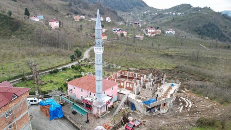 Cibril Mahallesine Yeni Cami Yapılıyor