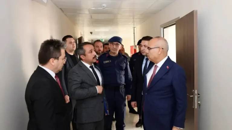 Giresun Valisi Koç’tan Doğankent Gençlik Merkezi ve Kapalı Spor Salonu’na Ziyaret