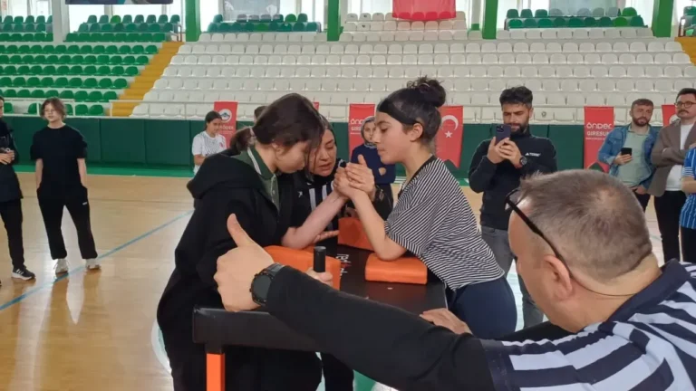 Giresun’da İmam Hatip Spor Oyunları Heyecanı Başladı