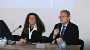 Gençlere Kariyer Reçetesi: “Uzmanlaşın ve Sabırlı Olun”