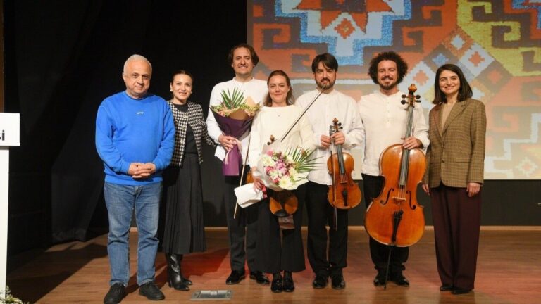 Doğu ve Batı Arasındaki Müzik Köprüsü Konseri Coşkulu Geçti