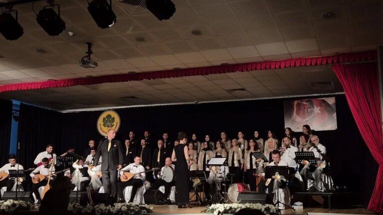 Can Akengin Bilgi Yurdu Derneği’nden Türk Halk Müziği Konseri 