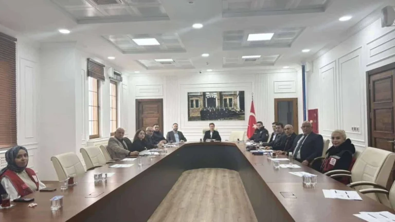 Piraziz’de Çocukların Geleceği Masaya Yatırıldı