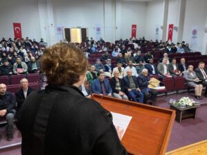 Espiye’de Tarih Yolculuğu: “Tarihten Yansımalar” Paneli Gerçekleştirildi