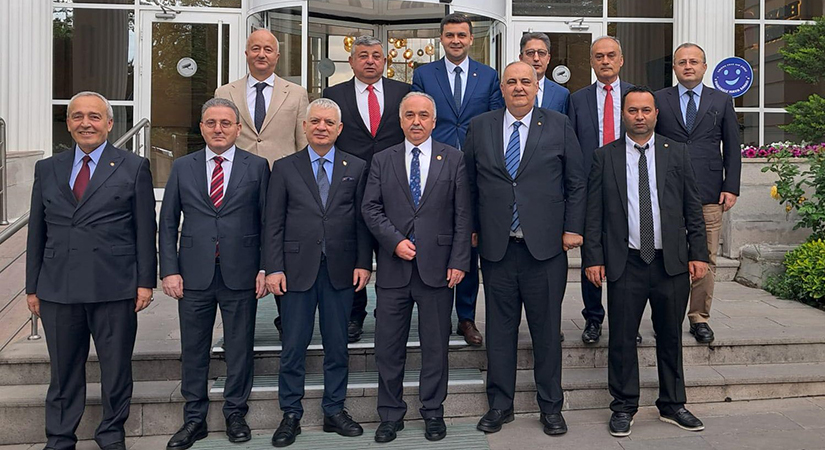 Fındık ve ihracat dosyası Bakan Bolat’a sunuldu