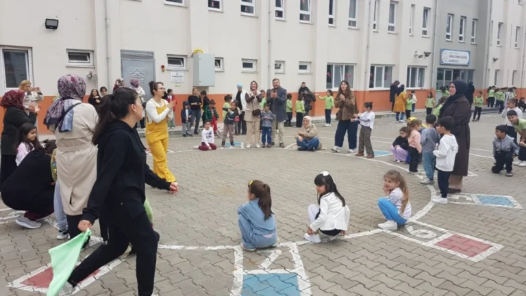 Geleneksel Çocuk Oyunları Piraziz’de Hayat Buluyor