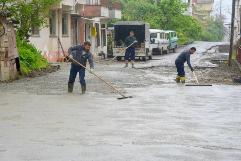 Giresun’da fen işleri ekipleri çalışmalarını yoğunlaştırdı