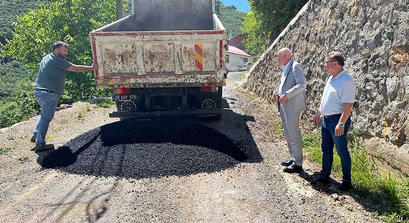 Duroğlu’nda asfalt mesaisi başladı