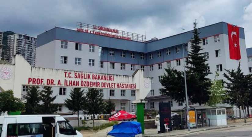 Giresun’da iki hastaya yapay idrar sfinkteri ameliyatı