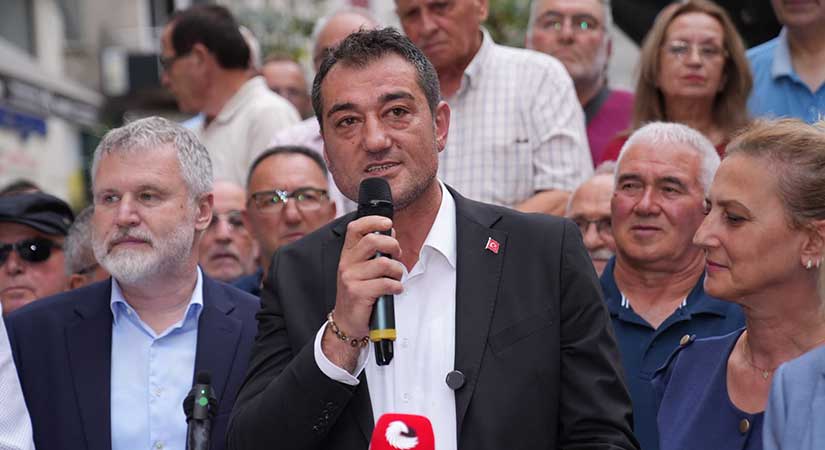 Fuat Köse CHP’den ayrıldı, Yeni Parti’ye katıldı