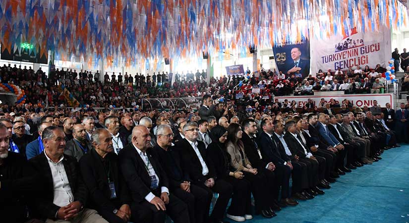AK Parti Giresun’da yaklaşık 3 bin kişiyi buluşturdu